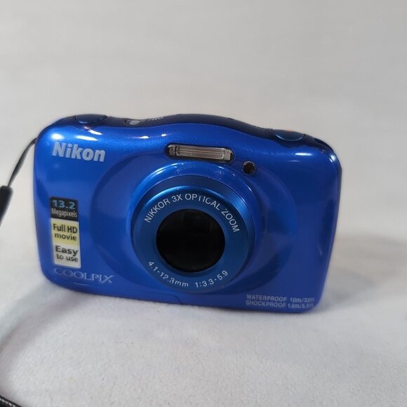 Nikon Coolpix W100 Blue Digital Camera 13.2MP Waterproof 10m Shockproof 1.8m 3X - Picture 2 of 13